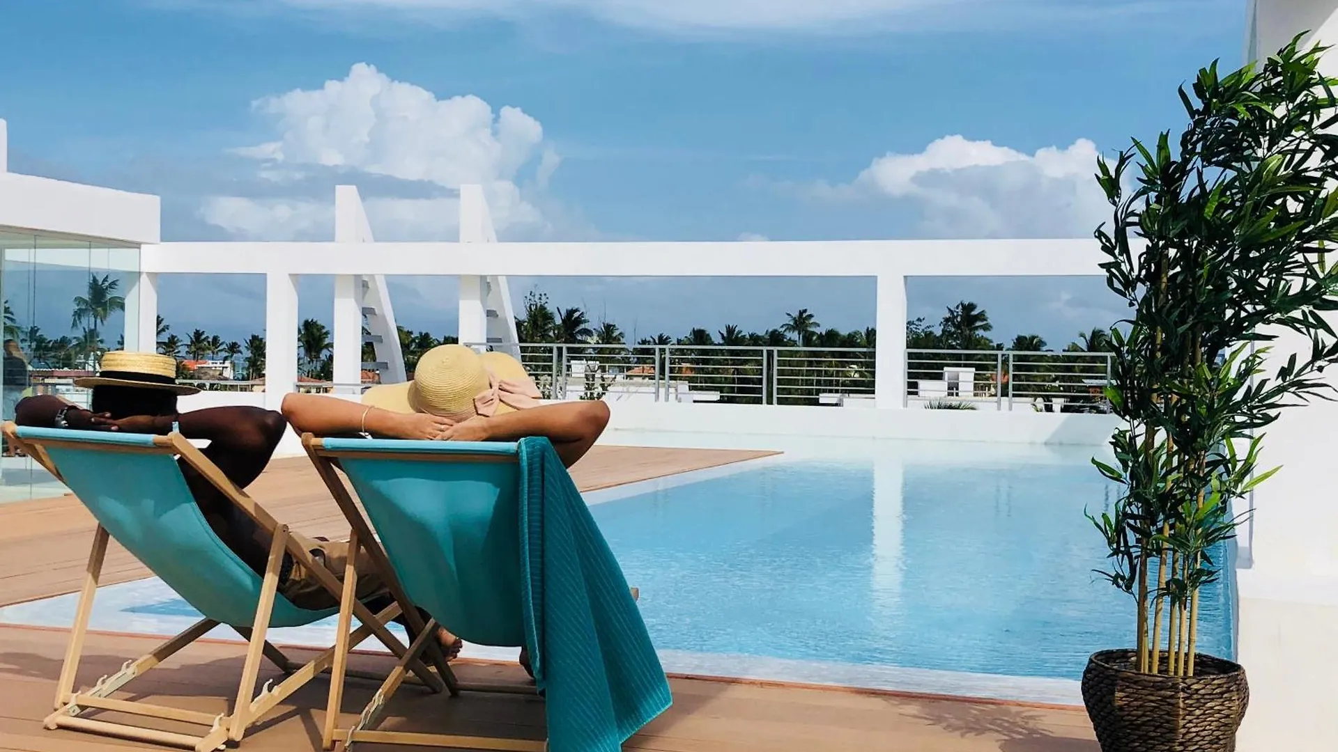 Hotel Ducassi Suites Rooftop Pool - Beach Club And Spa Punta Cana